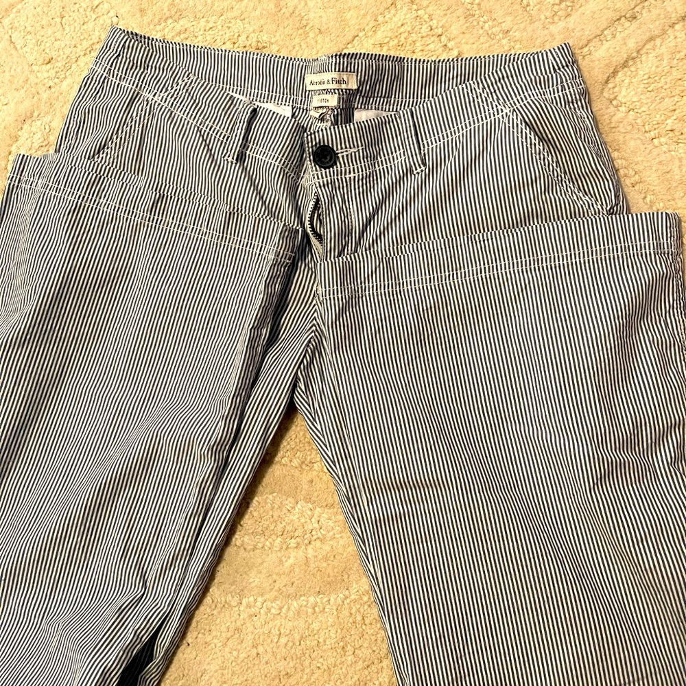 Abercrombie and Fitch stretch low rise wide leg pants